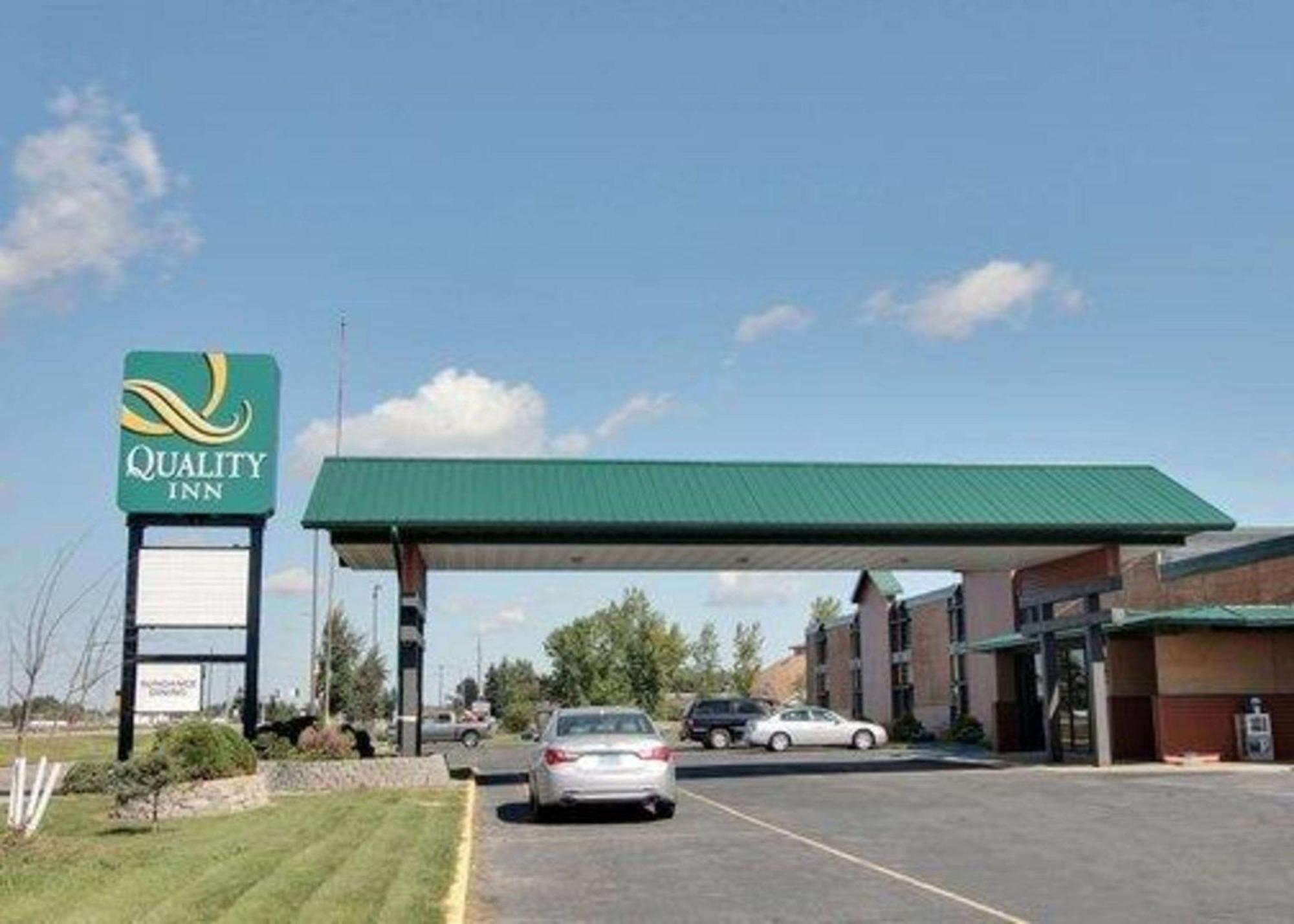 河瀑品质酒店 Thief River Falls 外观 照片